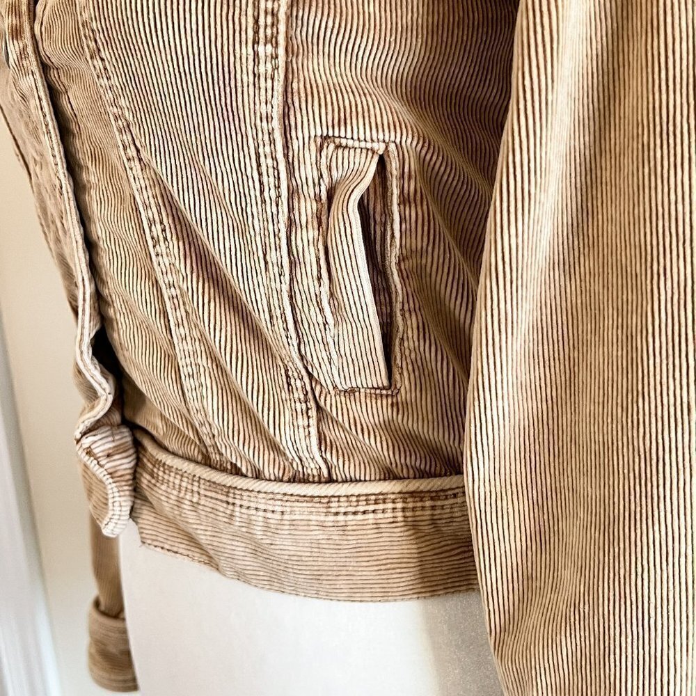 Women's Younique Corduroy Jacket | Short | Tan | Size Medium | Cotton/Spandex - Picture 6 of 9